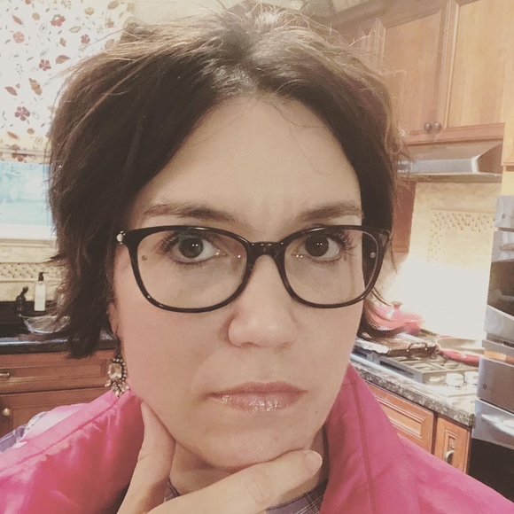 Meet your Posher, Andria - Picture 1 of 1